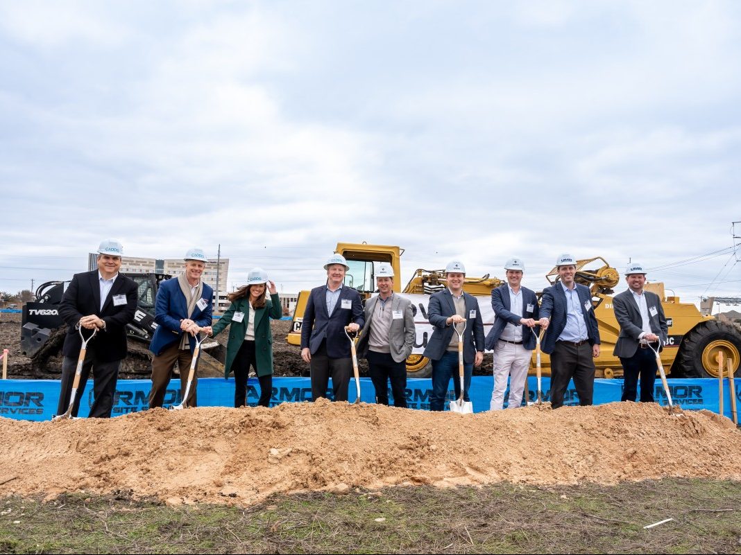 Groundbreaking ceremony at Frisco Medical Pavilion II. Image courtesy of Transwestern.