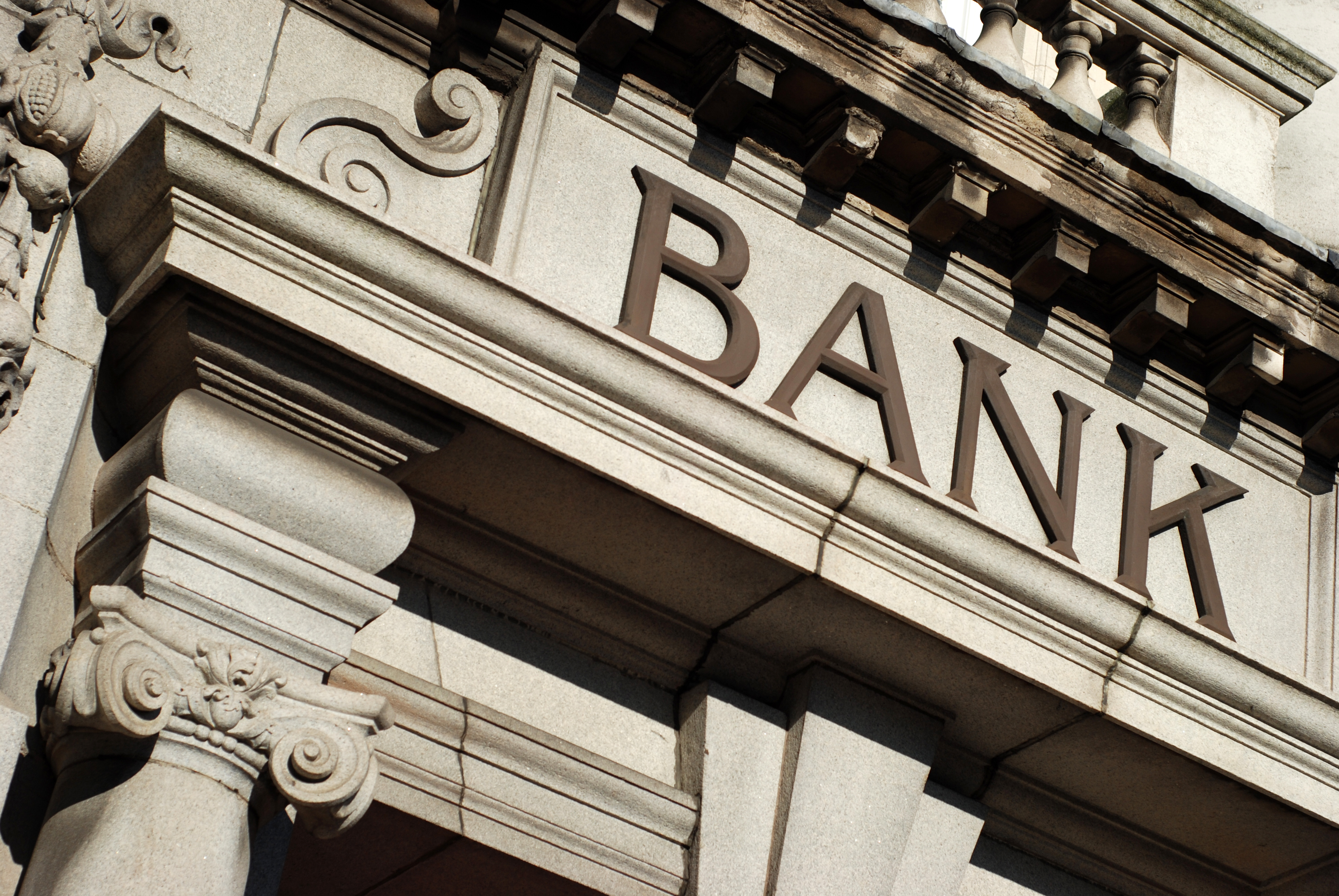 Old bank building facade for a story on bank deregulation