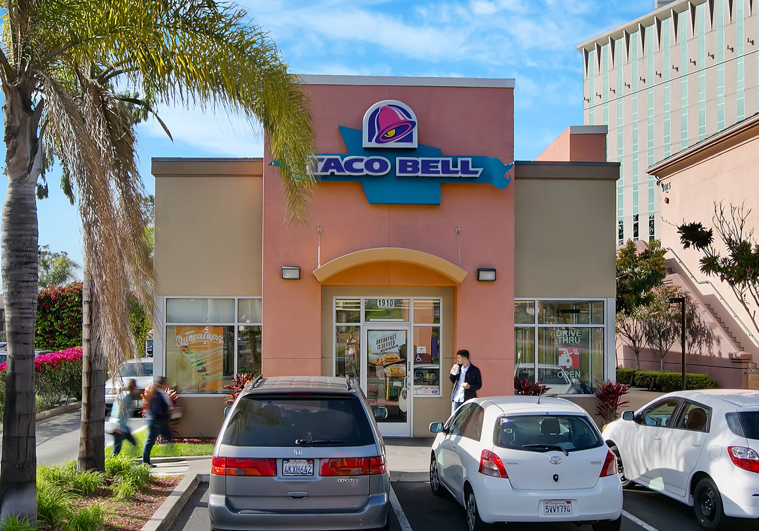 CBRE Closes $14M Sale of San Diego Strip Center - Commercial Property ...