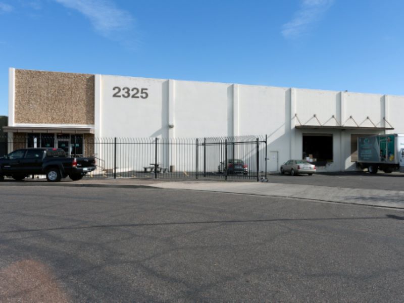 Stos Partners has recently acquired 2325 W. Cypress St. in Phoenix. Image courtesy of Stos Partners