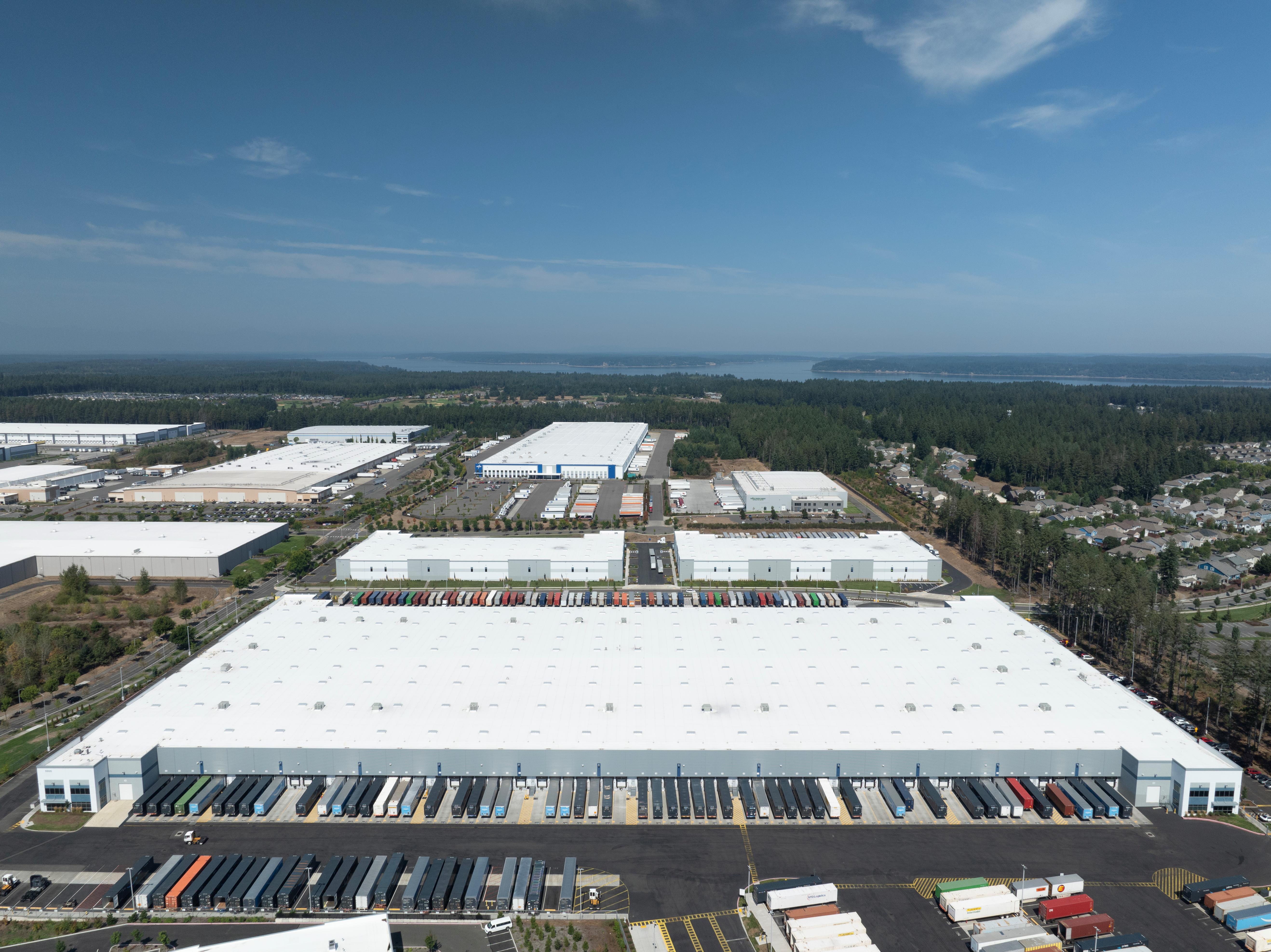 Aerial shot of Lacey I-5 Logistics Center, a property in Lacey, Wash., owned by Dermody Partners.