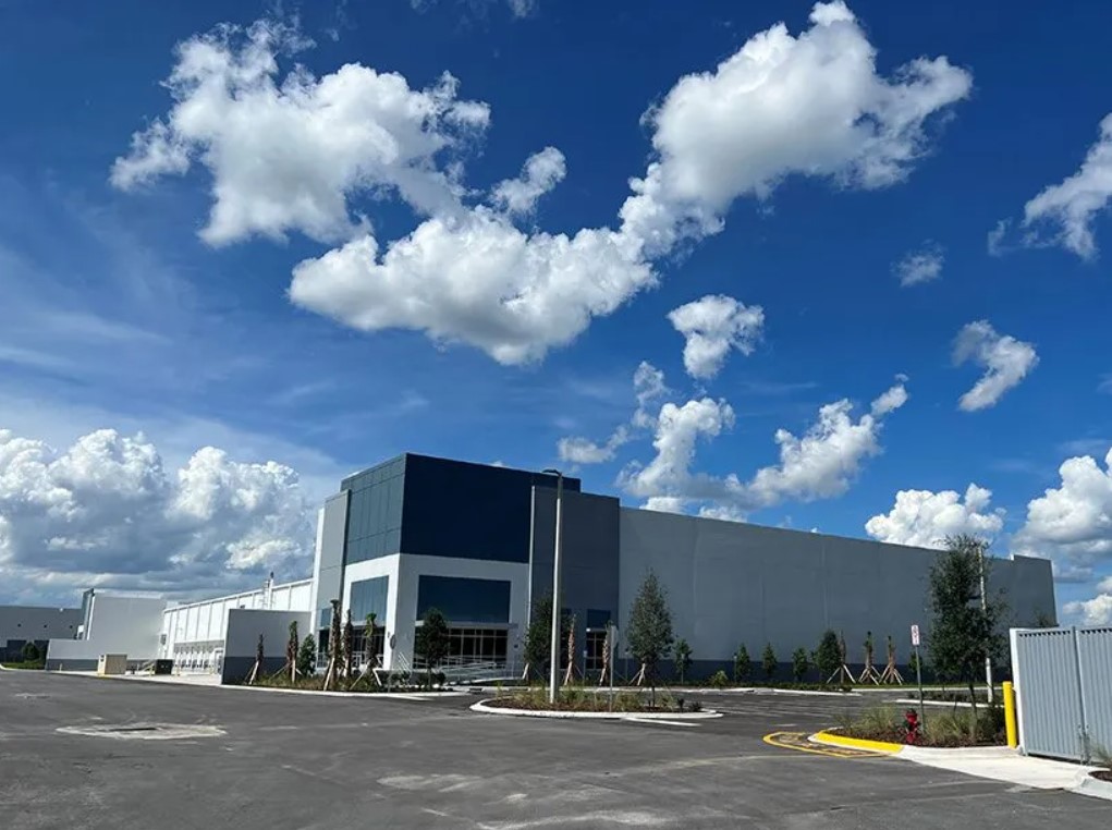 Exterior shot of International Corporate Park in Orlando, Fla., an industrial asset owned by Oaktree Capital