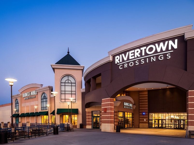 Exterior shot of RiverTown Crossings