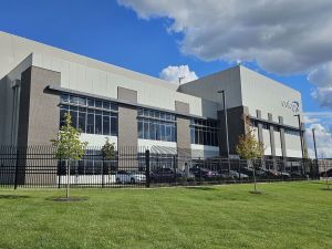 Exterior shot of COL4, the first colocation AI-ready data center in Columbus, Ohio.