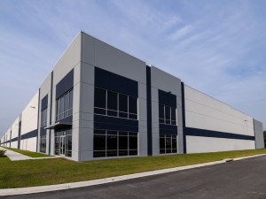 Exterior shot of Building 400 at Lakeland Commerce Center in Lakeland, Fla.