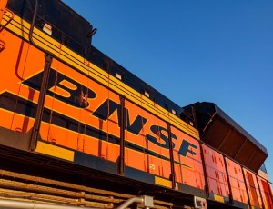 If BNSF’s plans fully come to fruition, the 4,320-acre site in Wittmann, Ariz., will feature a rail-served intermodal terminal, logistics center and logistics park.