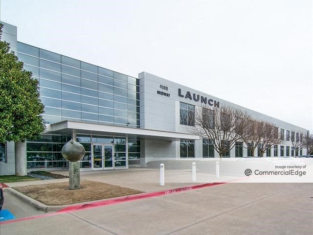 Exterior shot of 4100 Midway Road in Carrollton, Texas.