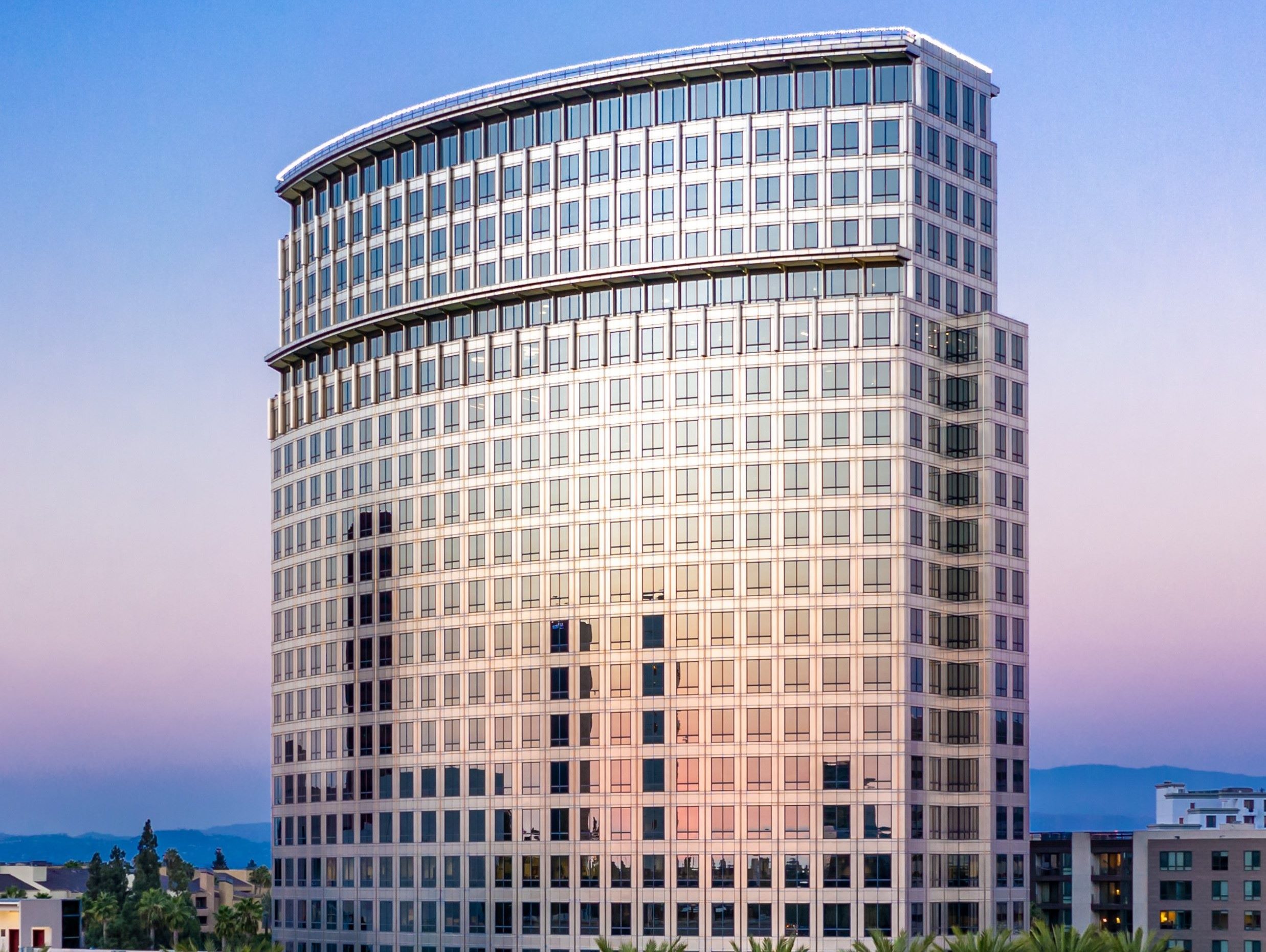 Exterior image of Plaza Tower in Costa Mesa, Calif.