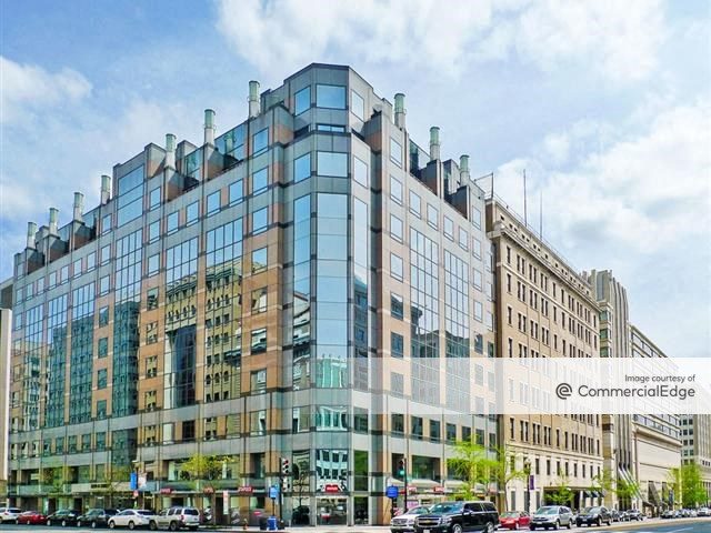 Exterior shot of 1250 H Street, a 196,490-square-foot, Class A office building in Washington, D.C.