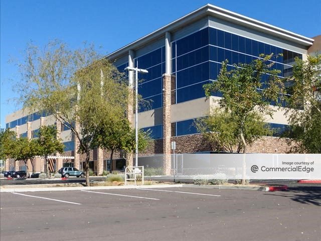 Exterior shot of Desert Ridge Corporate Center II