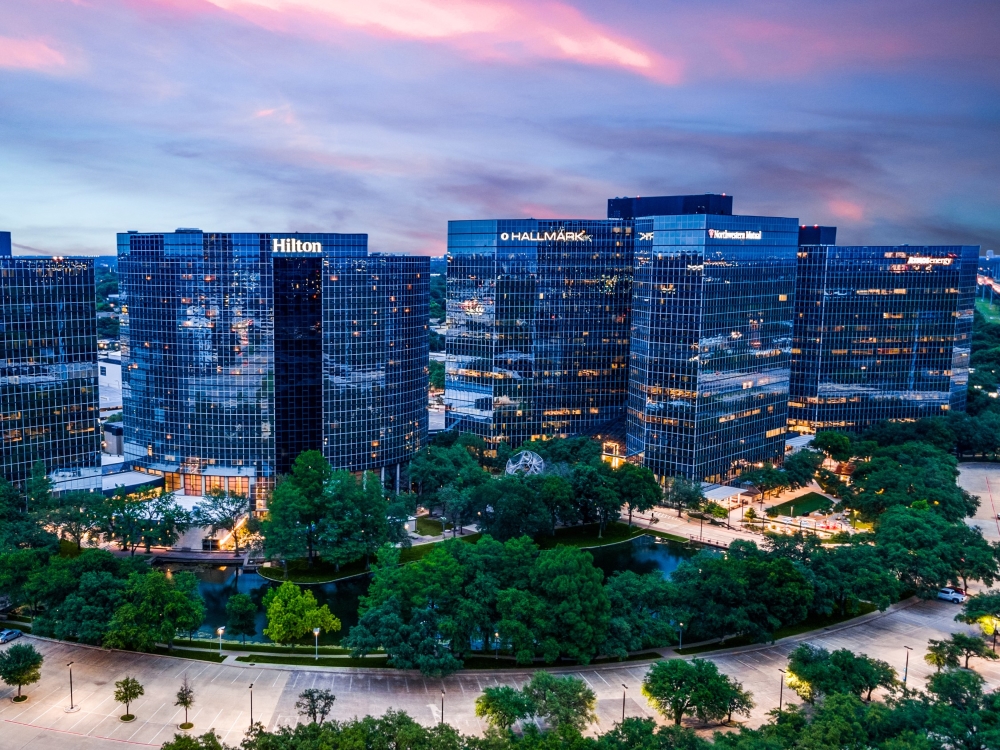 Exterior shot of the Lincoln Centre in Dallas.