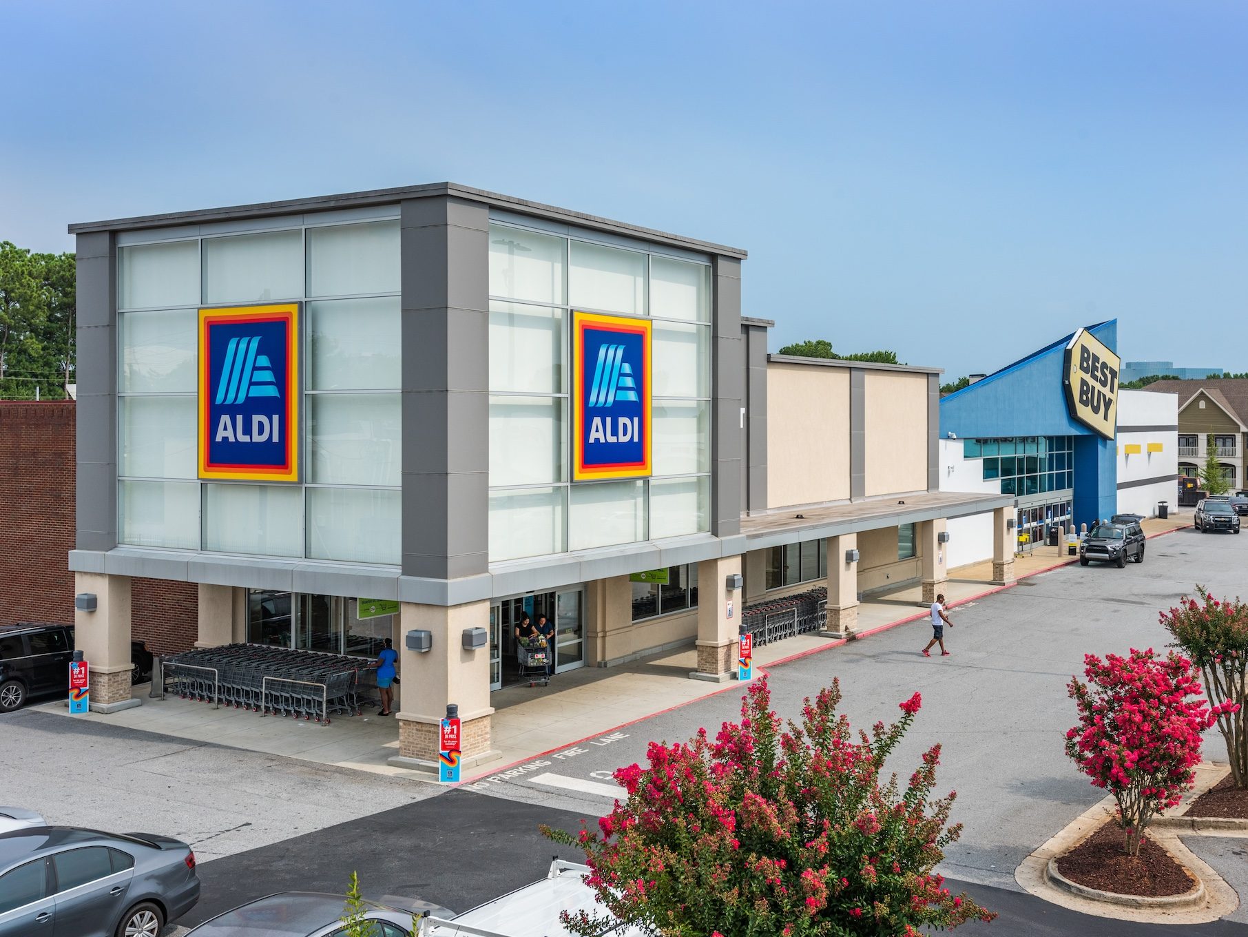 exterior shot of the ALDI store at Northlake Square in Tucker, Ga.