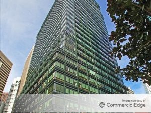 Exterior shot of 560 Mission St., an office tower in San Francisco.