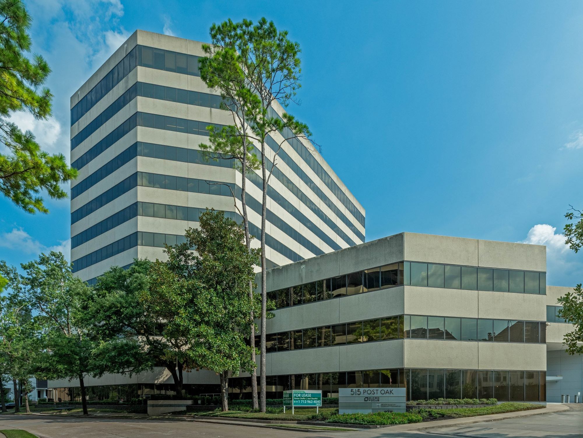 Exterior shot of 515 Post Oak, a 12-story, 274,583-square-foot office building in Houston. 