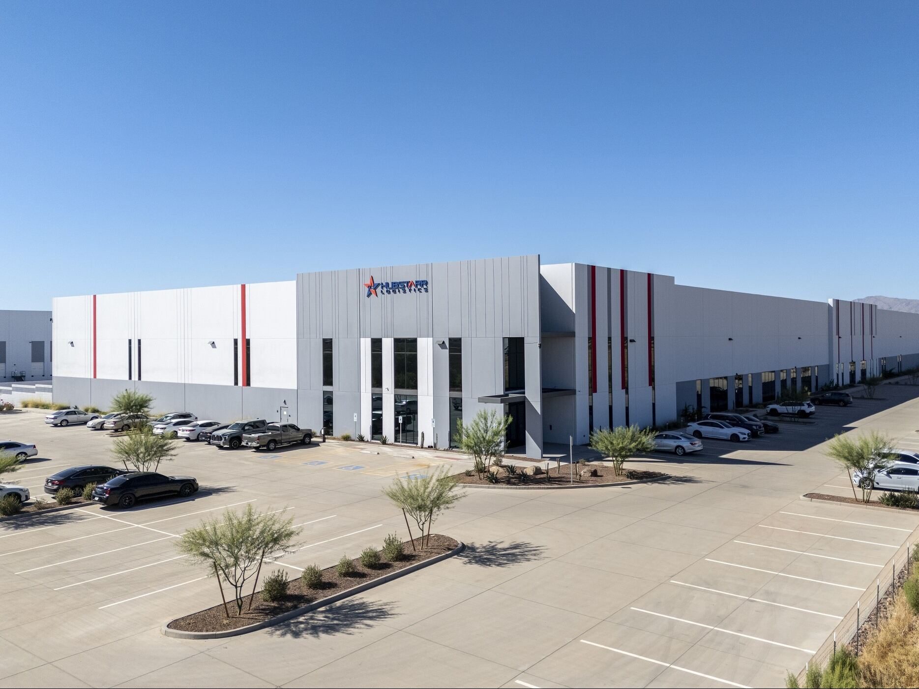 Exterior shot of Echo Park 303's Building A, an industrial facility in Glendale, Ariz.