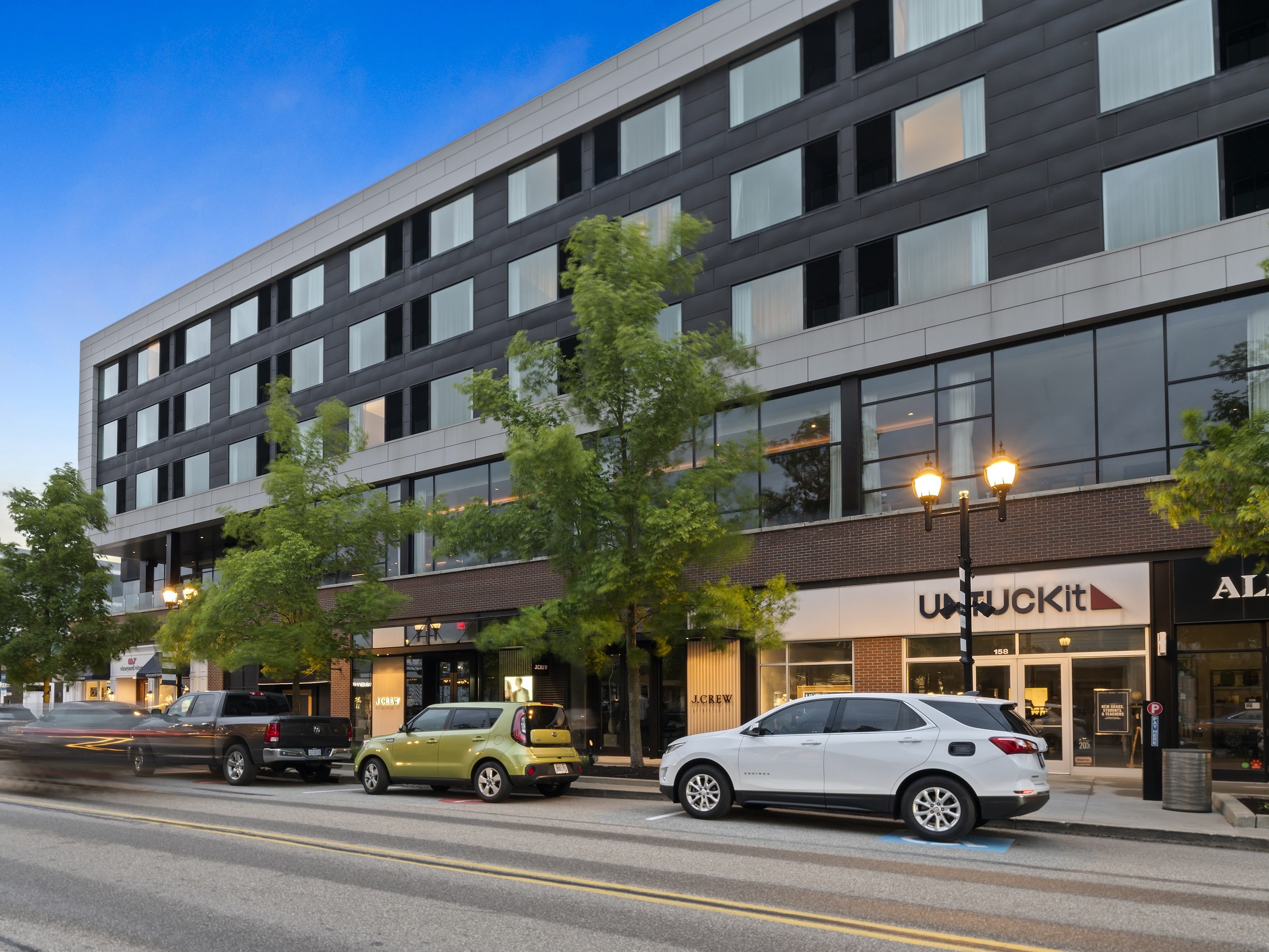 Outside image of a building within Pinecrest, an upscale lifestyle retail center in Cleveland, Ohio.