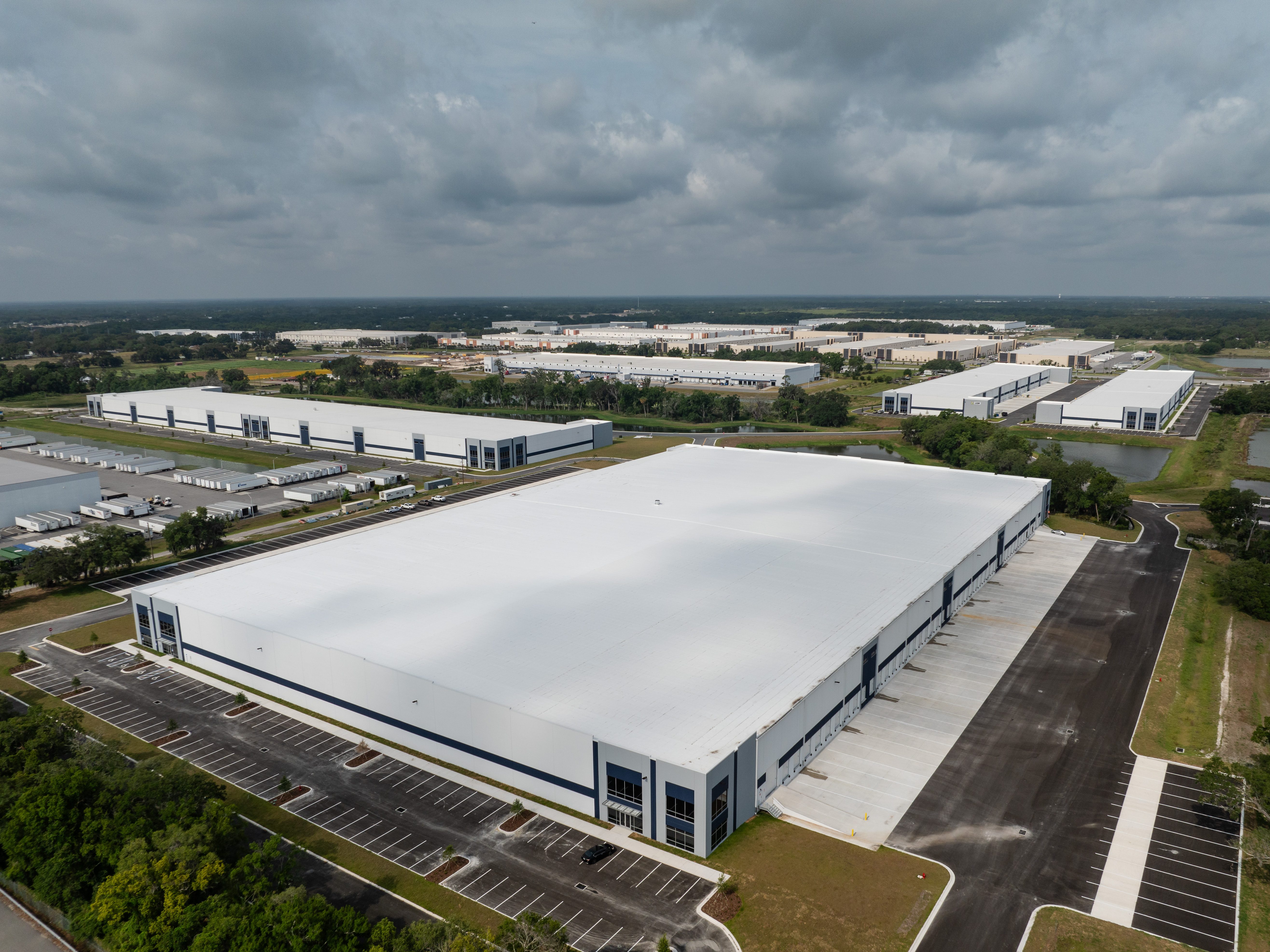 Exterior shot of Building 400 at Lakeland Commerce Center, an industrial facility in Lakeland, Fla.